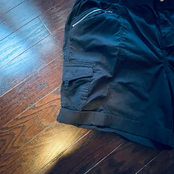 Women’s EVRI’S Black Bermuda Shorts - Picture 3 of 4